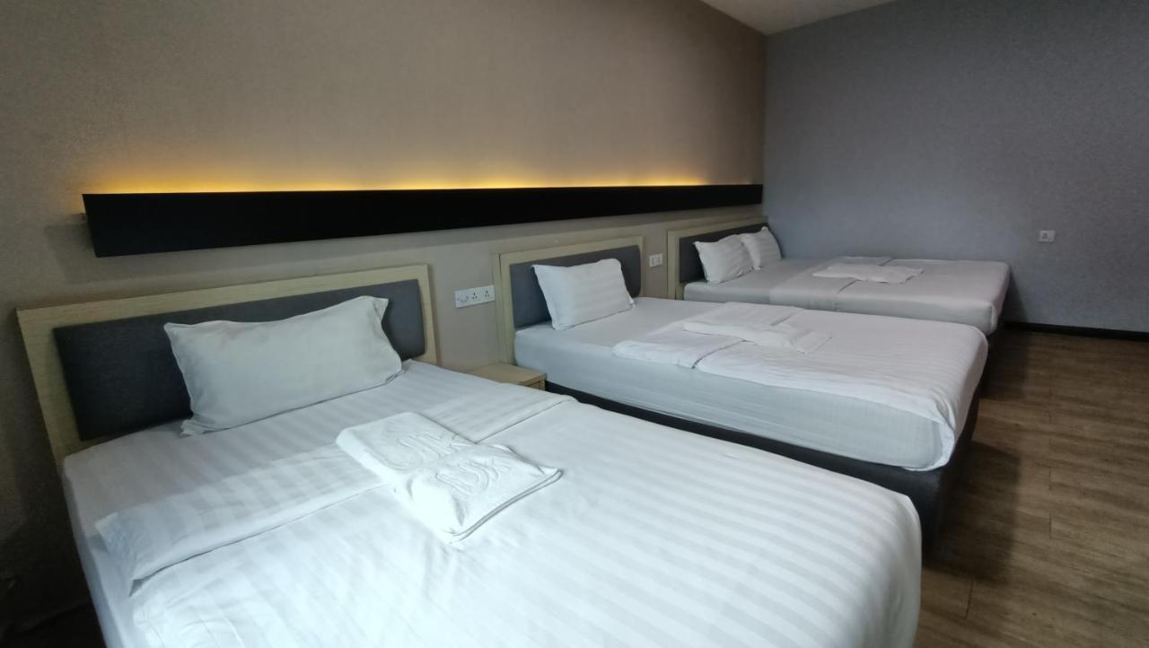 Hotel Unikarya 2*